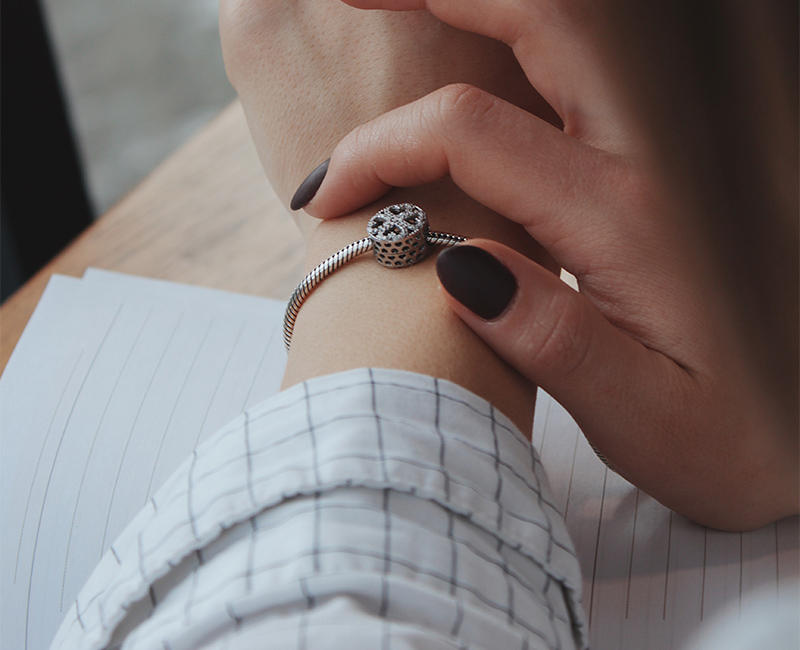 Prendre soin de vos bijoux en argent conseil de votre bijoutier à Toulon