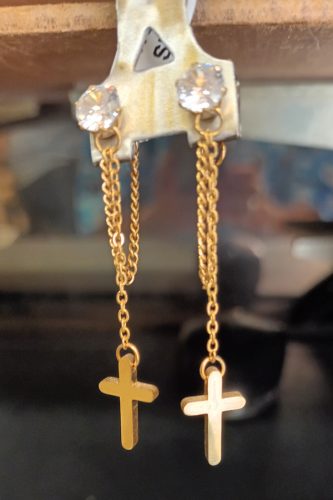 Boucle-doreille-HOLY-GDC-en-acier-PVD-OZ-dans-votre-bijouterie-Toulon