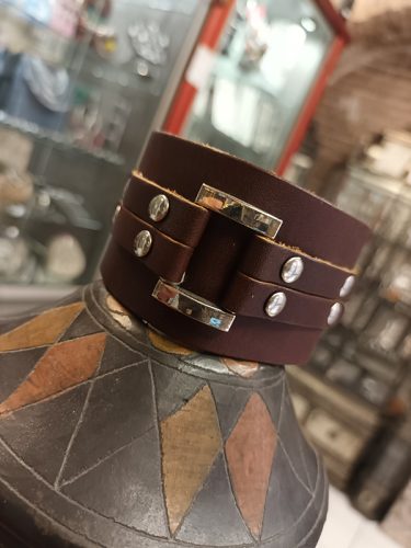 Bracelet brun en cuir bijouterie Toulon