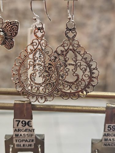 Collection-boucle-doreille-argent-acier-dans-votre-bijouterie-a-Toulon