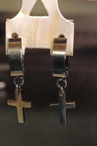 Nouvelle-collection-de-boucles-doreille-dans-votre-bijouterie-a-Toulon