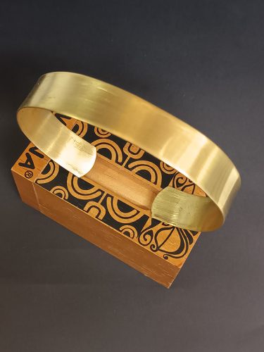 Nouvelle collection de bracelets en laiton brut bijouterie à Toulon