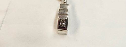 Pendentif-bague-en-acier-bijouterie-a-Toulon