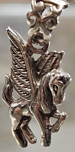 Pendentifs-pegase-bijouterie-a-Toulon