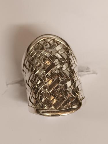 bague-en-argent-925-milliemes-toulon-sobriété